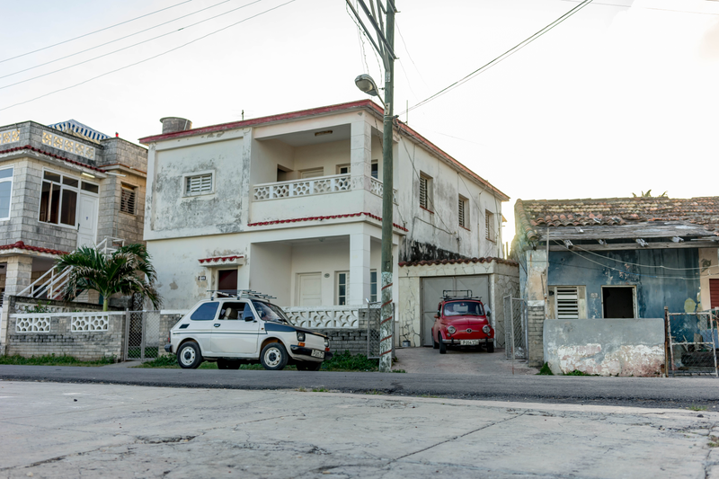 Illustration for article titled Here's What Cuba's Car Scene Looks Like In 2017